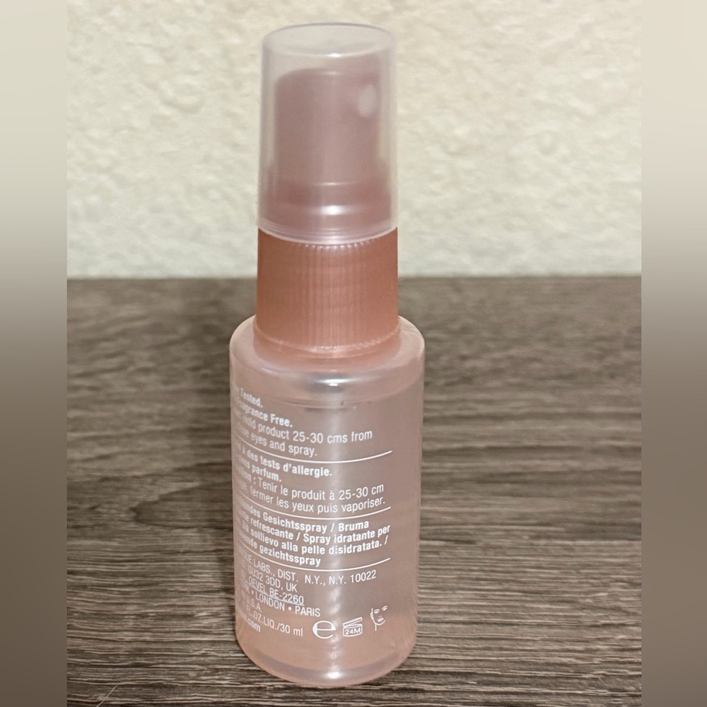 Clinique Moisture Surge Face Spray Thirsty Skin Relief - Picture 6 of 10